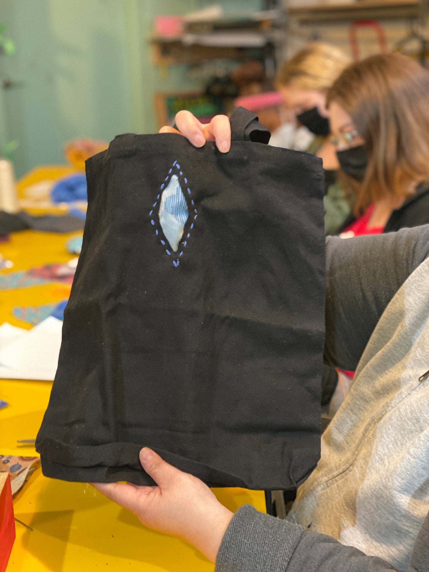 APPLIQUE CLASS: Reverse Appliqué Your Stains Away