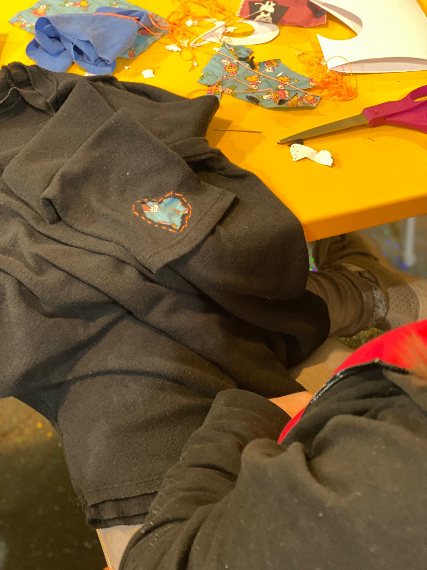 APPLIQUE CLASS: Reverse Appliqué Your Stains Away