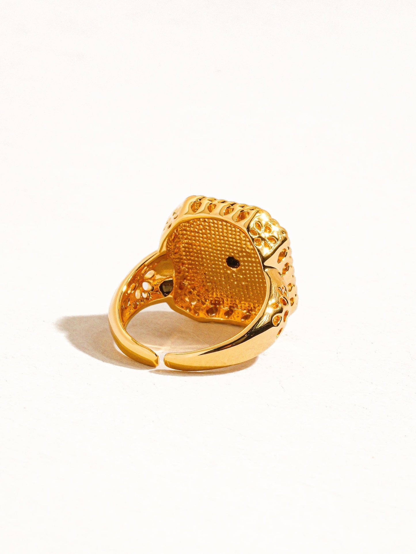 Rouge Adjustable Ring