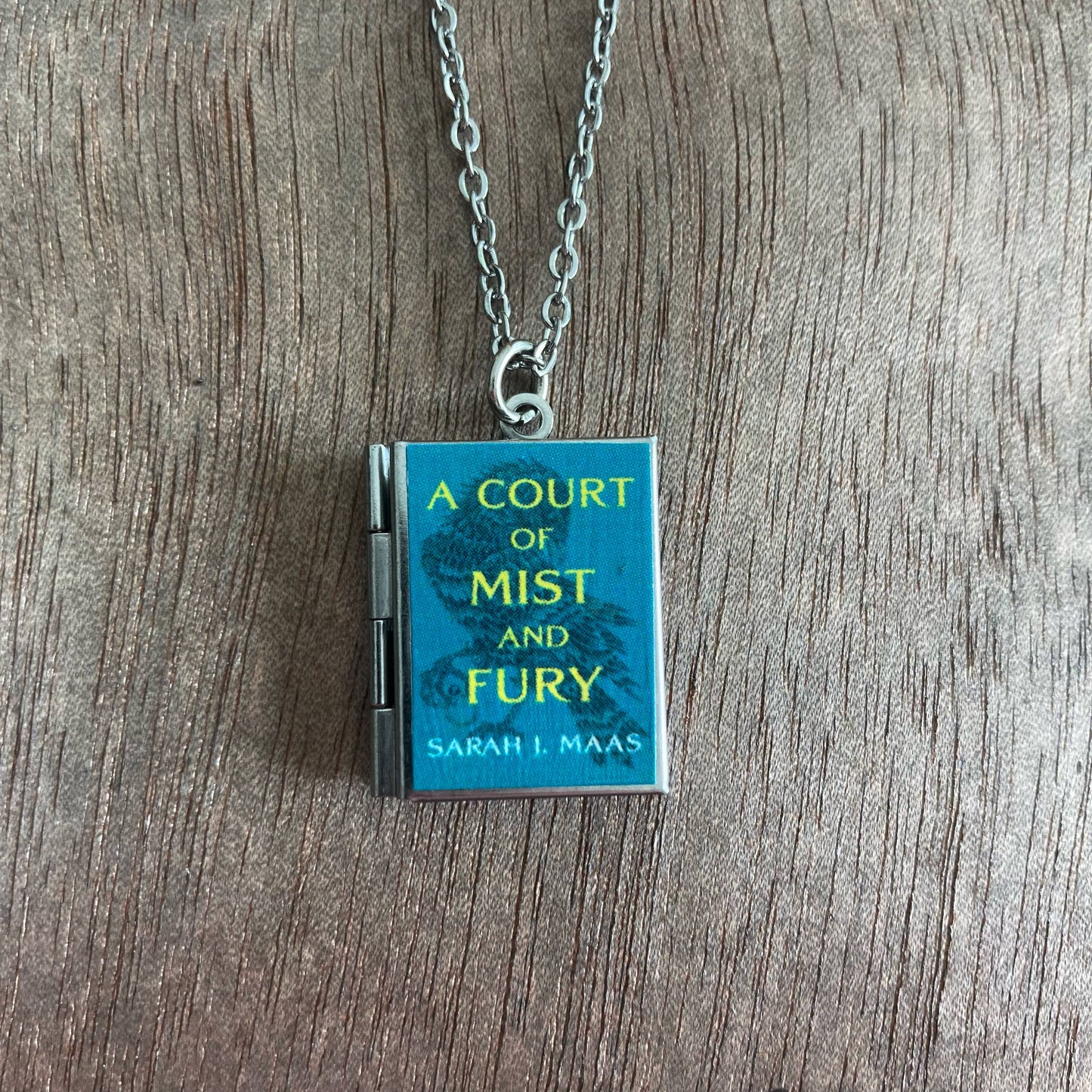 Book Locket A Court of Mist and Fury