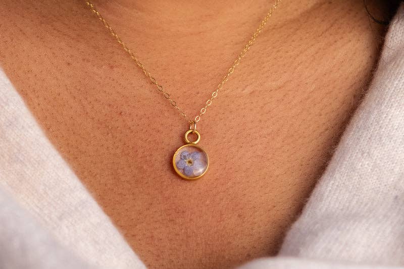 Round Forget Me Not Necklace