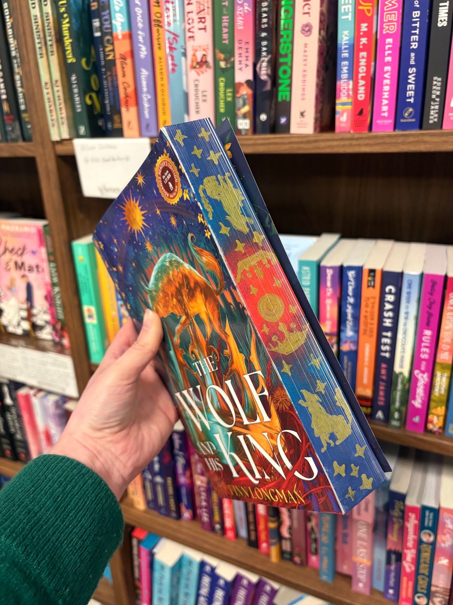 Painting Class: Ombre Sprayed Edges for Your Favorite Book