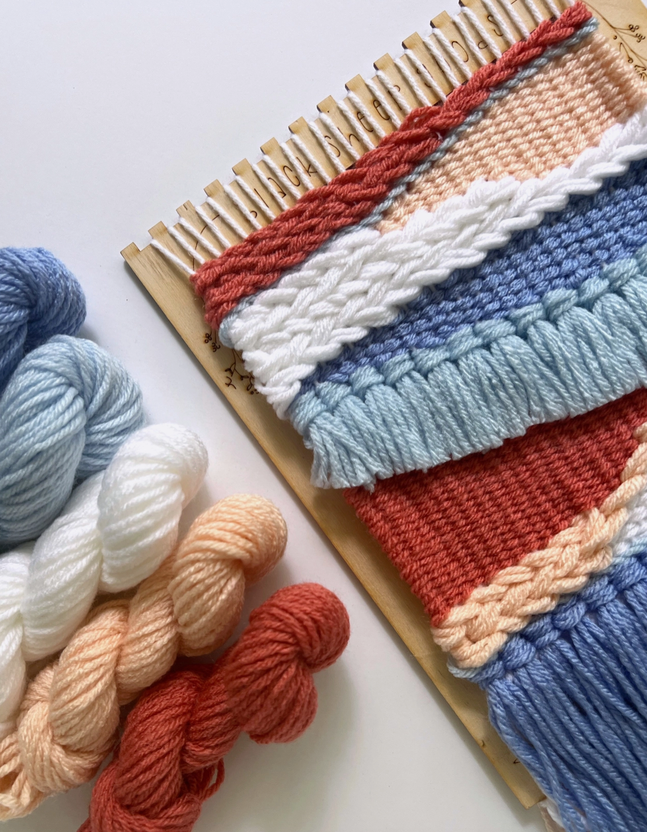 DIY - Pop Out Loom - Blossom