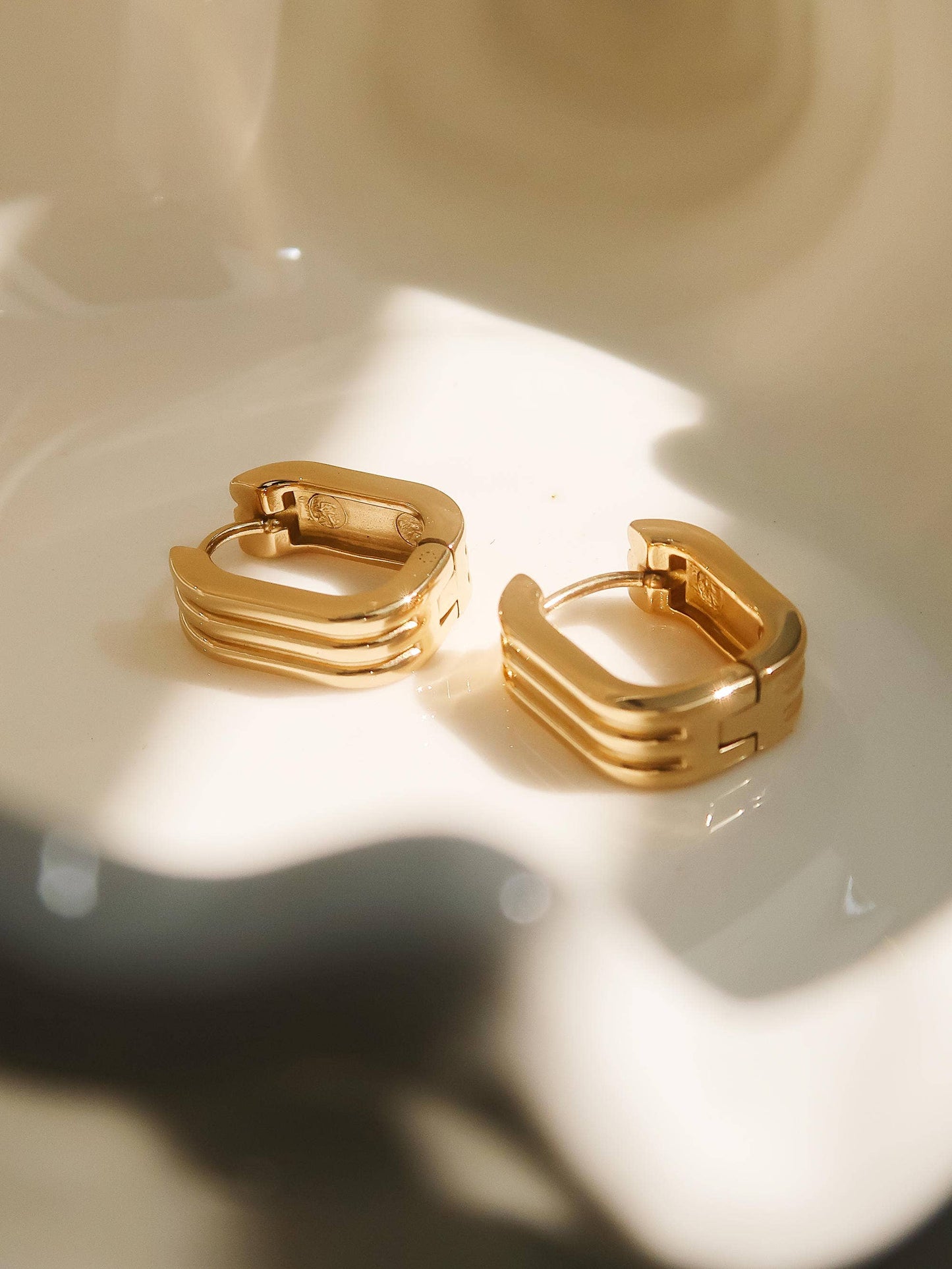 Noa Earring