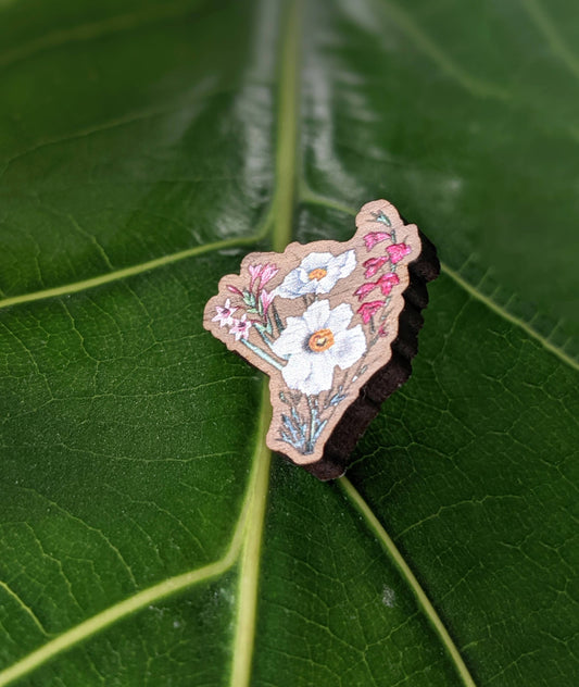 August Birthday Flowers Wooden Pin