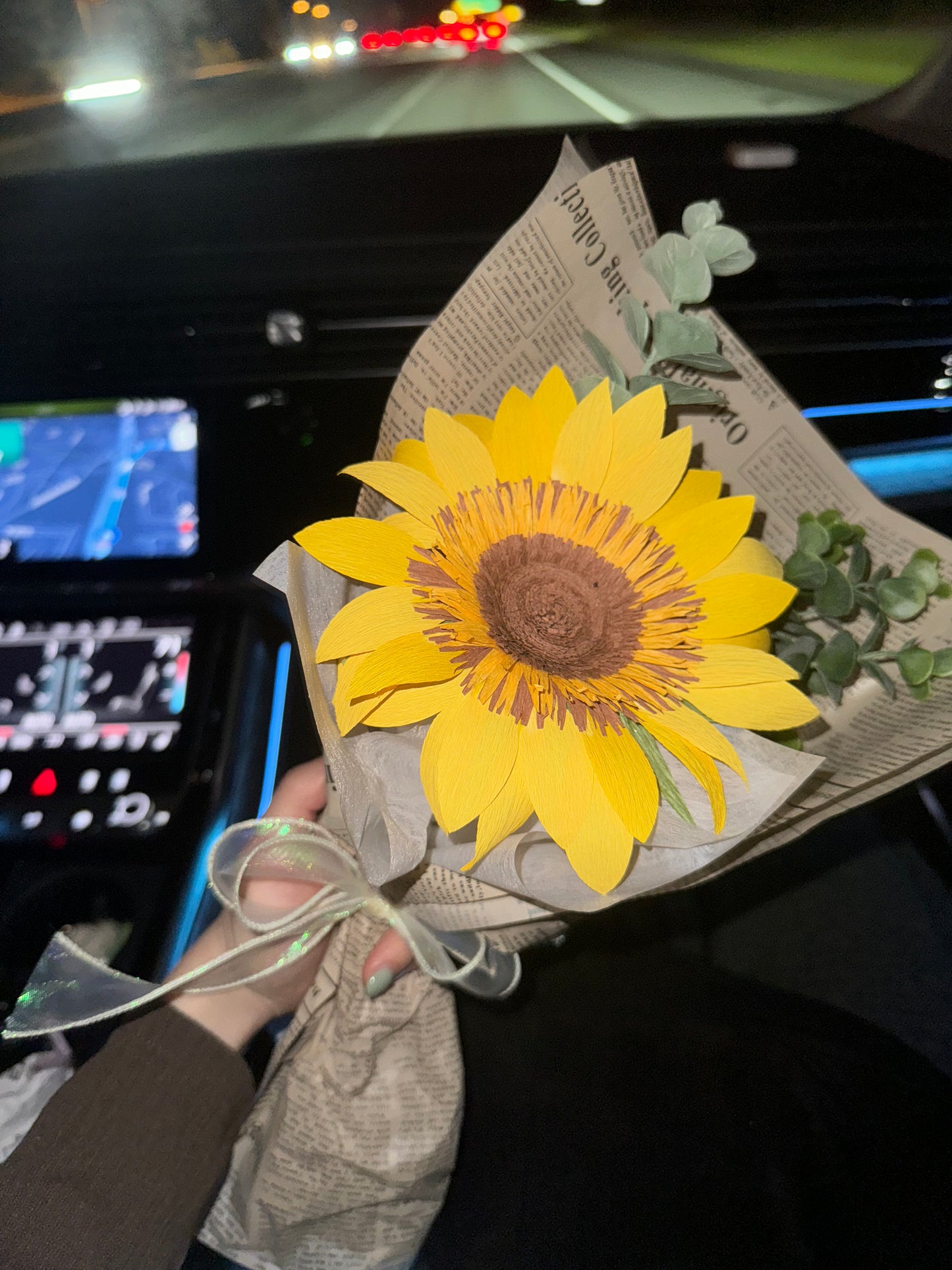 PAPER CLASS: Crepe Paper Sunflower Bouquet