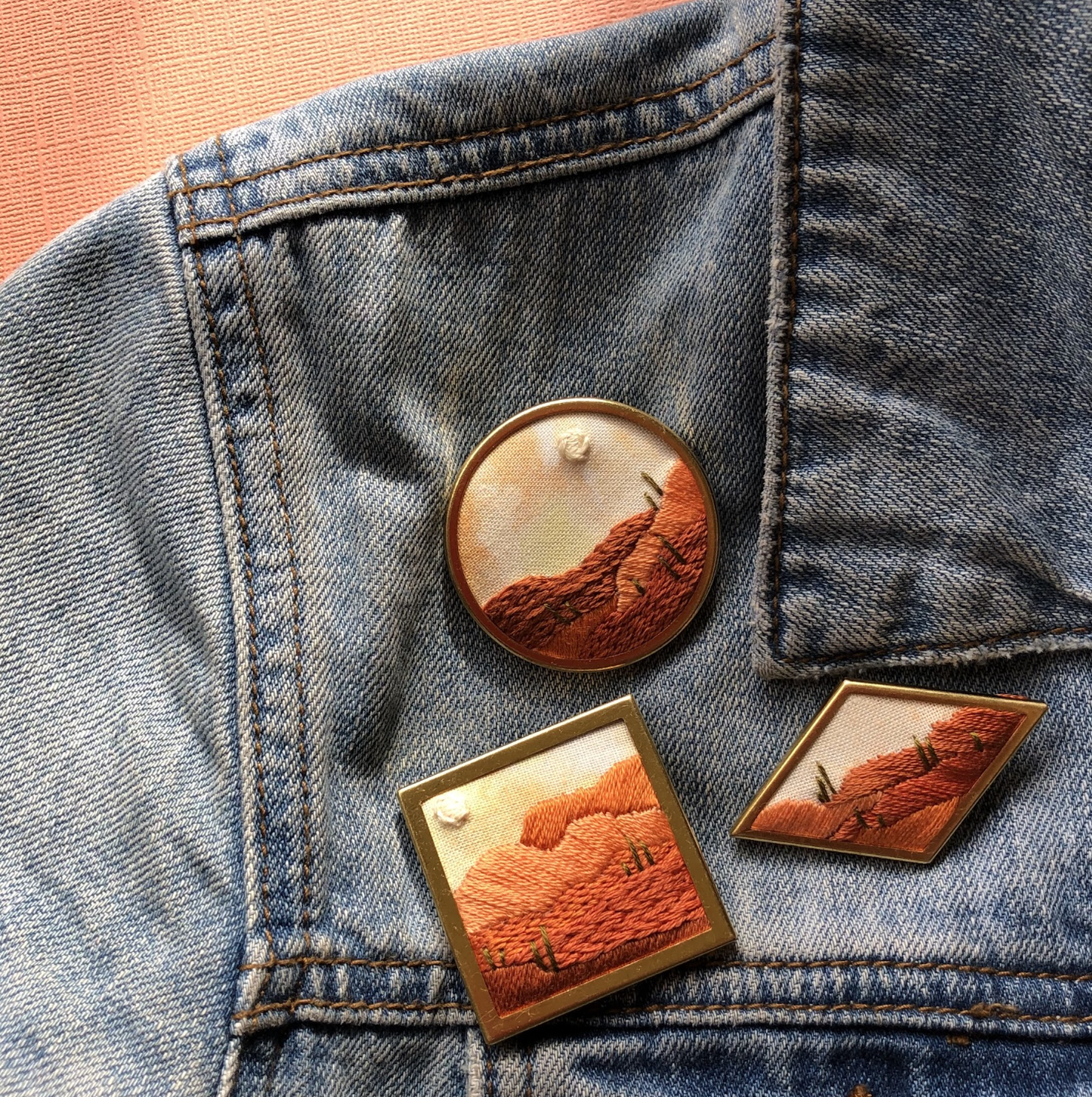 EMBROIDERY CLASS: Stitch a Desert Landscape Pin