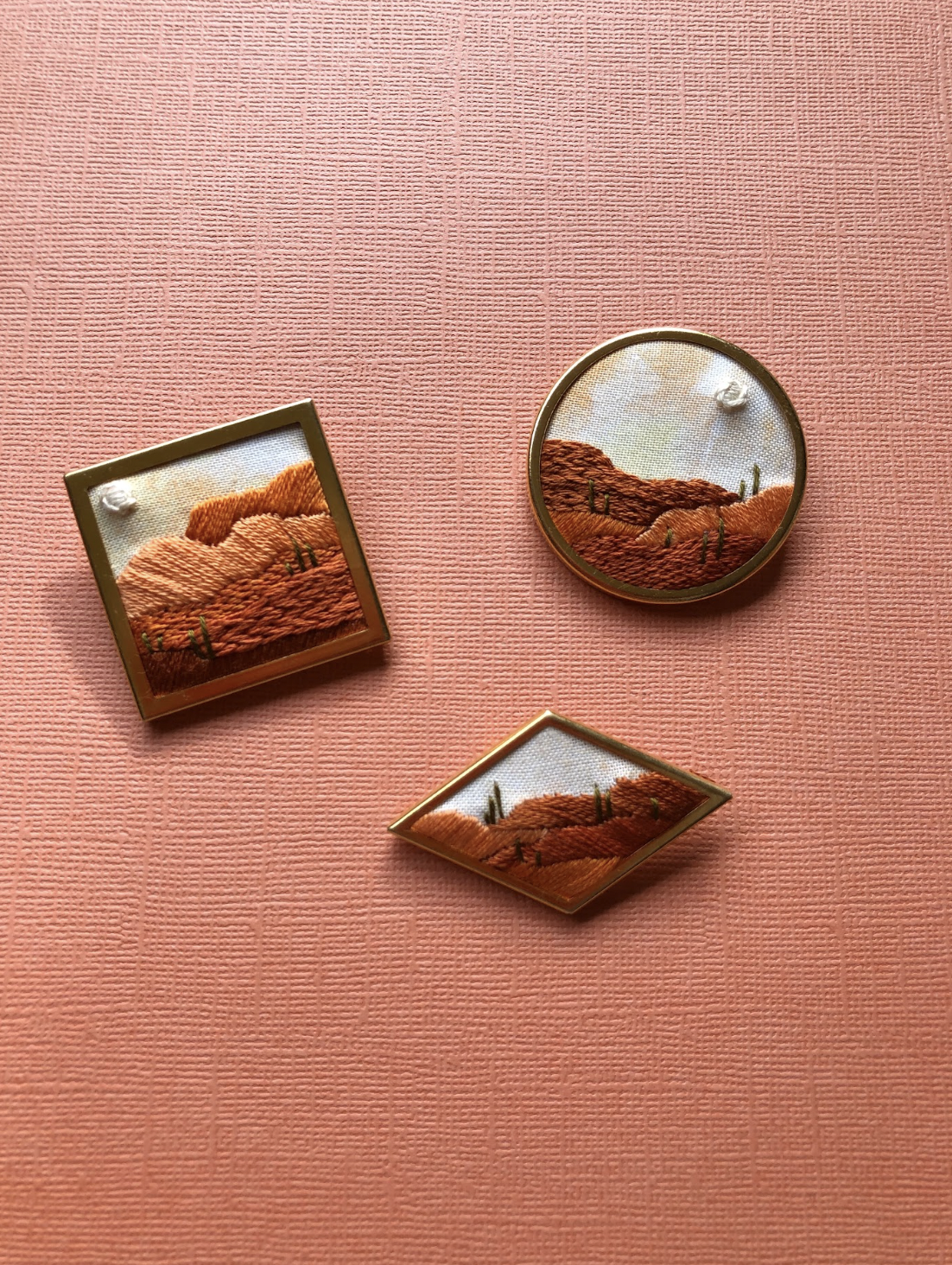 EMBROIDERY CLASS: Stitch a Desert Landscape Pin