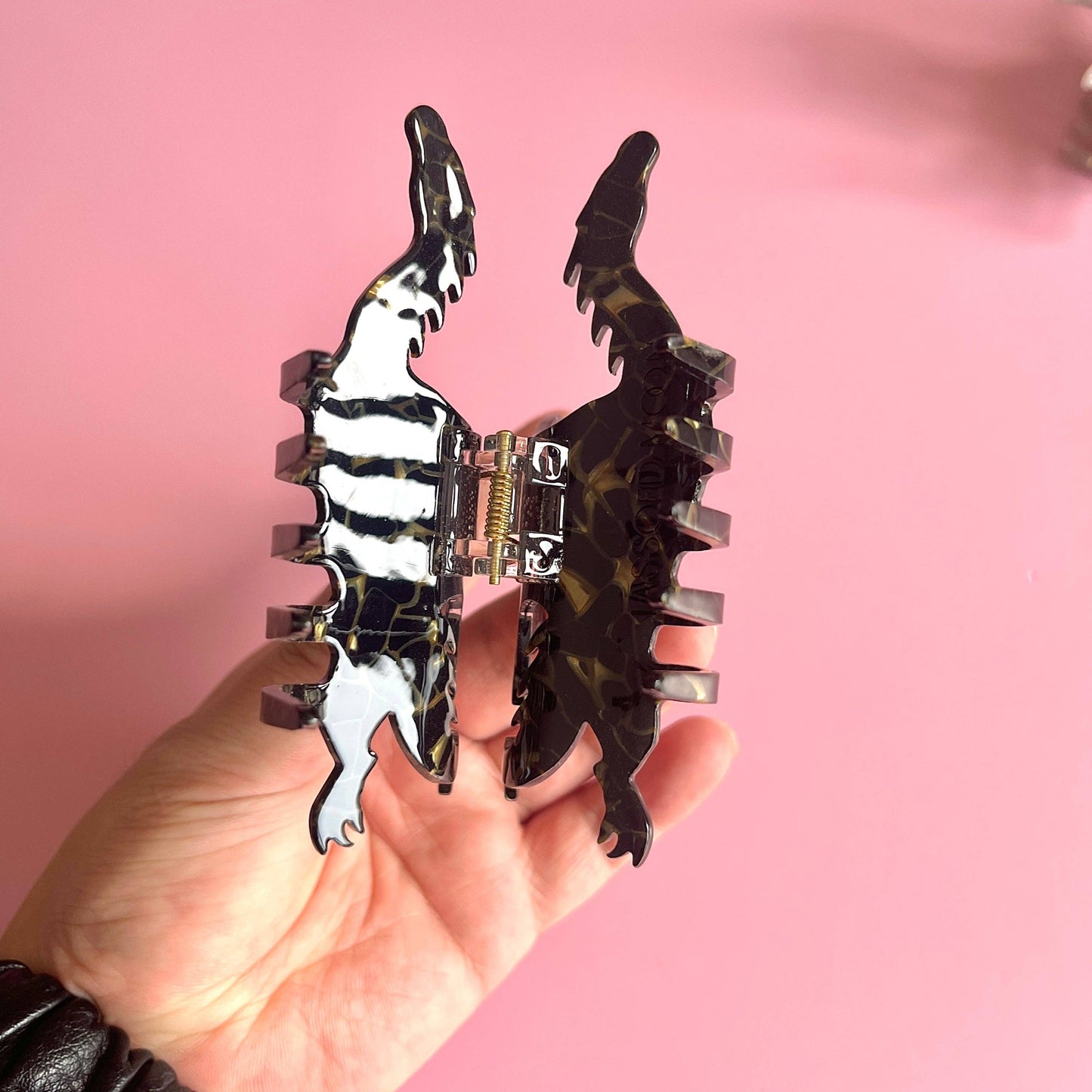 Tairn Dragon Claw Clip