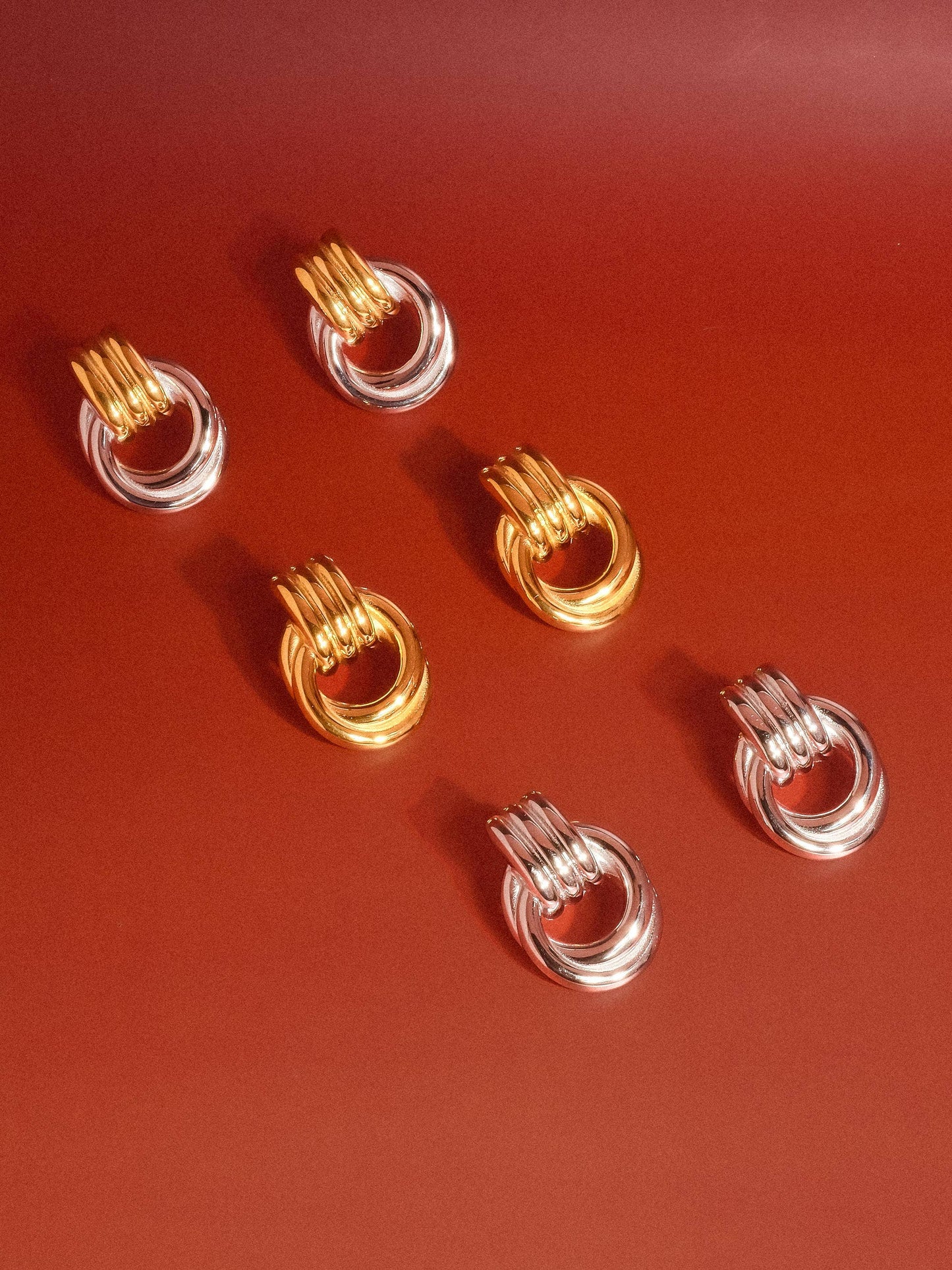 Wanda 18K Gold Plated Non-Tarnish Classic Hoop Earring