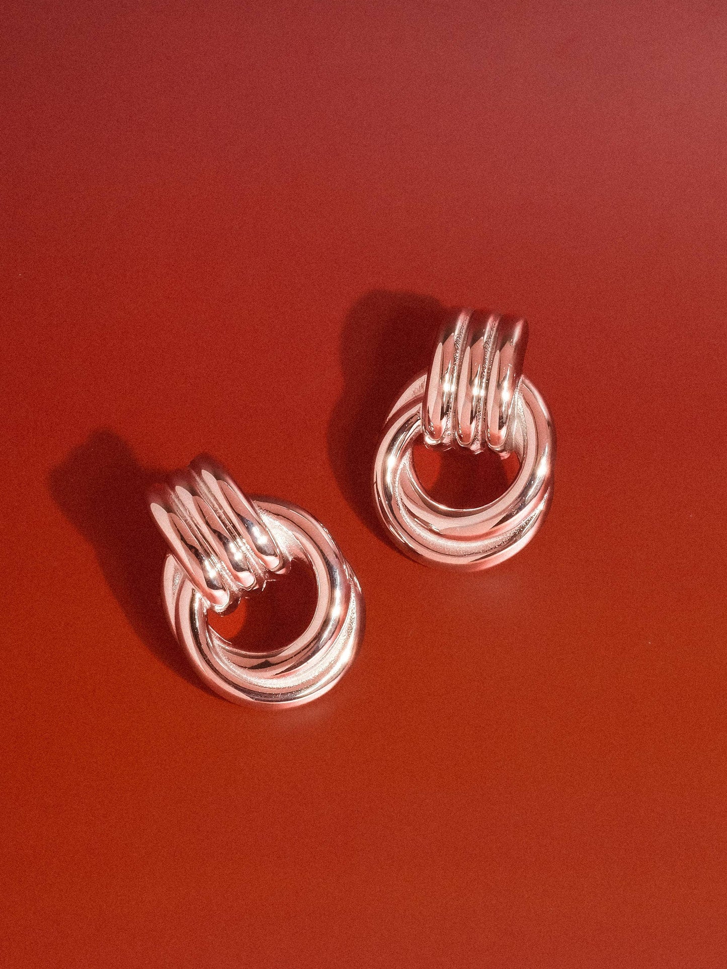 Wanda 18K Gold Plated Non-Tarnish Classic Hoop Earring