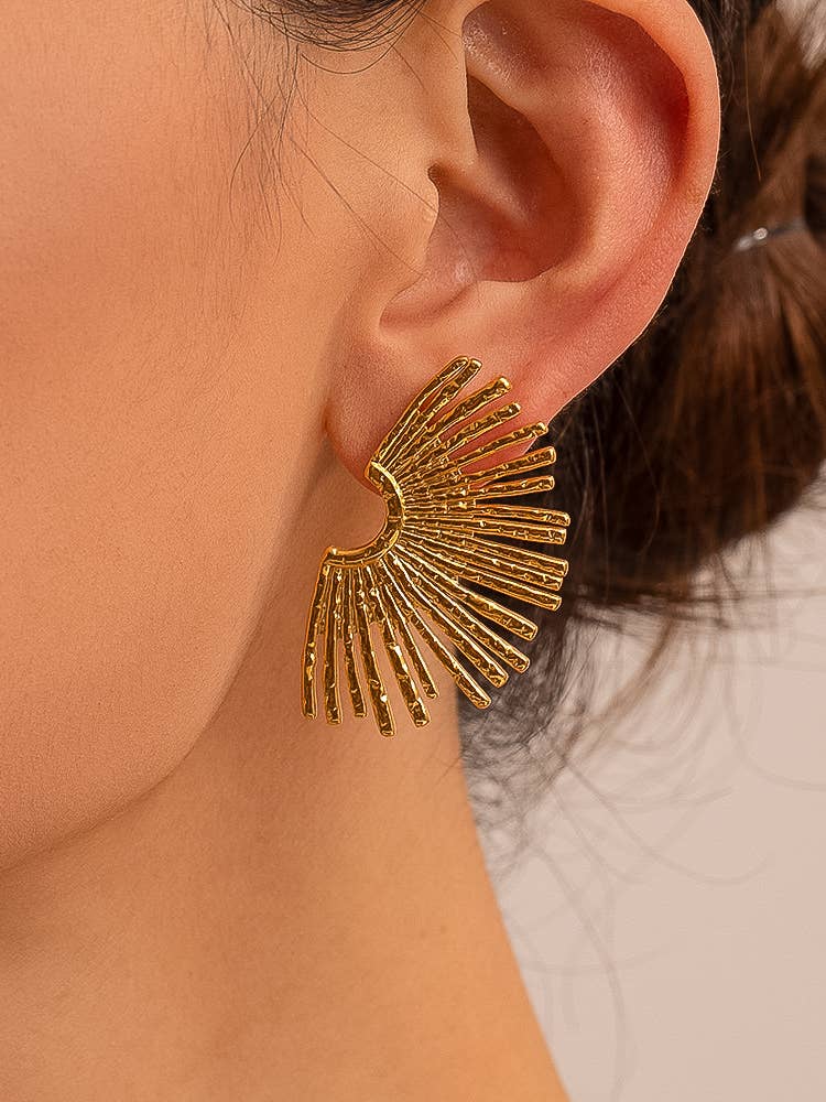 Bisous 18K Gold Plated Non-Tarnish Sunburst Earring