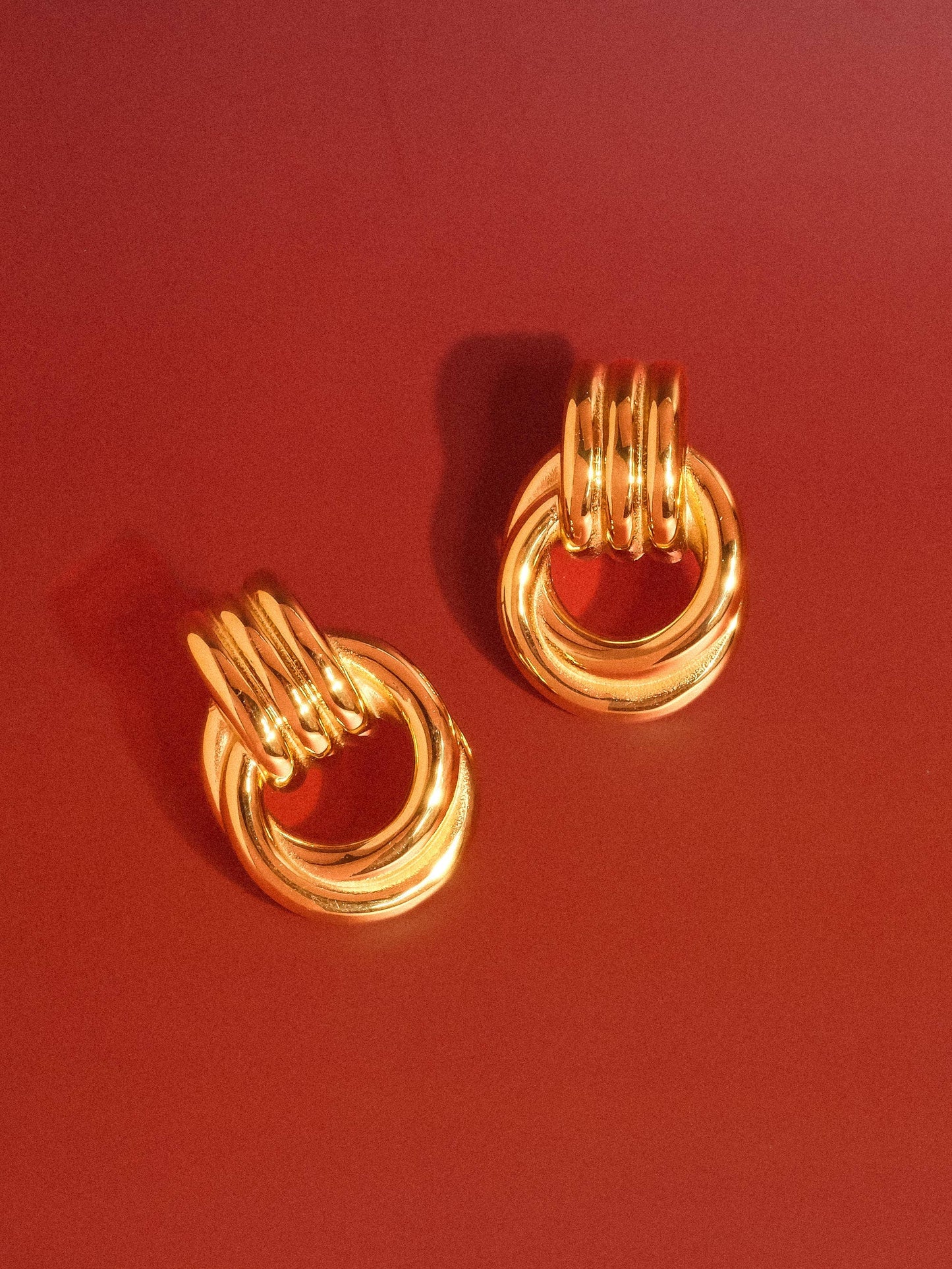 Wanda 18K Gold Plated Non-Tarnish Classic Hoop Earring