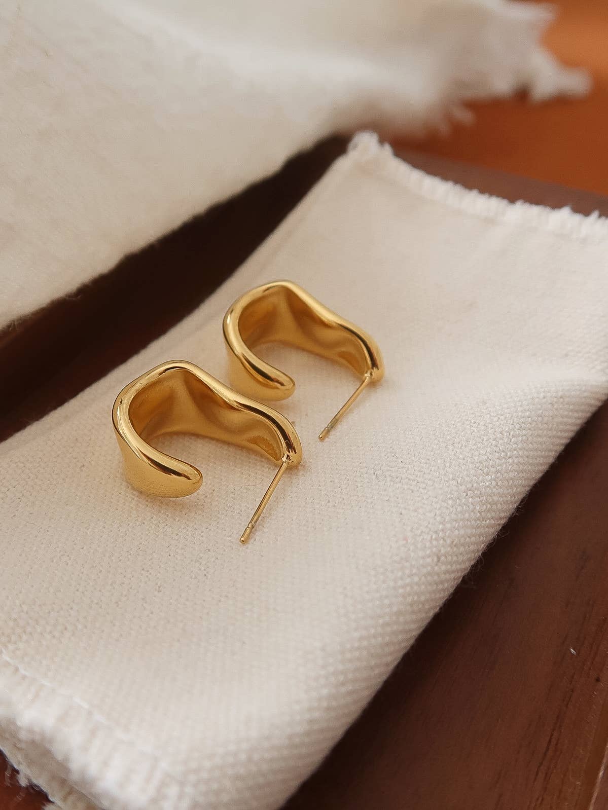 Ninelle 18K Gold Non-Tarnish Sculpted Wave Hoop Earrings