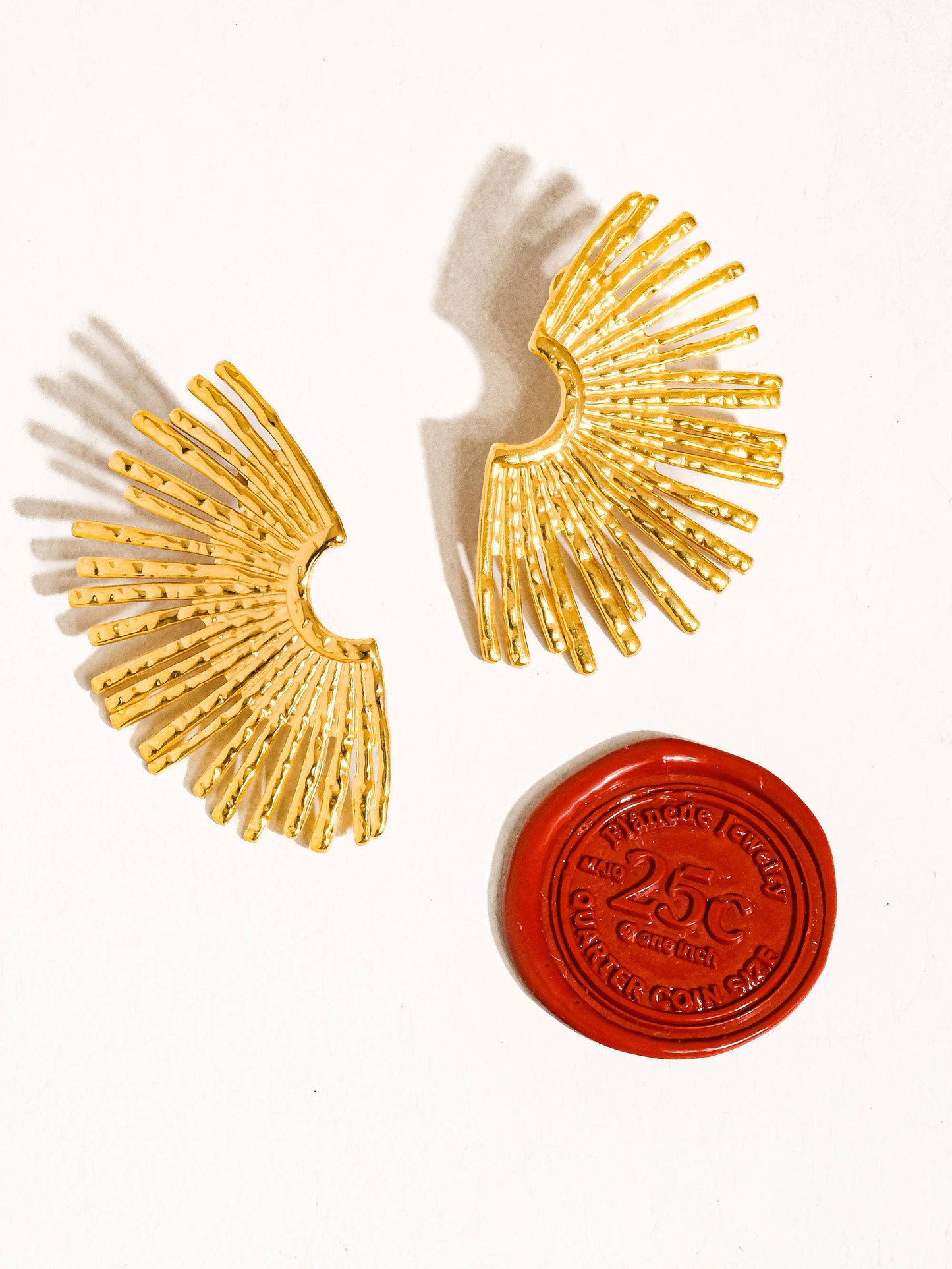 Bisous 18K Gold Plated Non-Tarnish Sunburst Earring