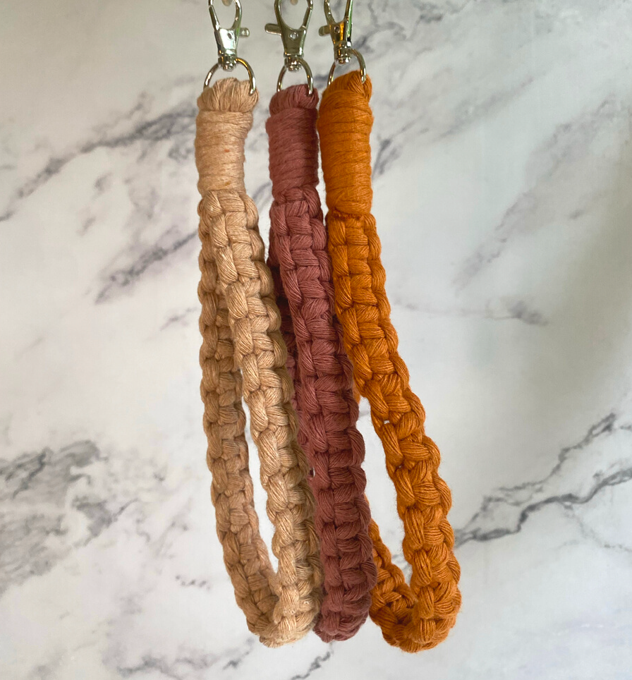 MACRAME CLASS: Wristlet Lanyard Keychain