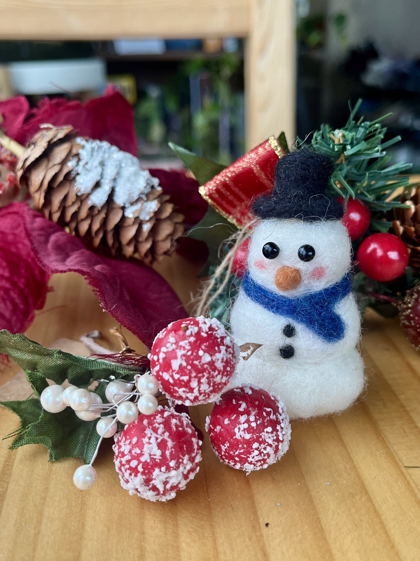NEEDLE FELTING: Snowman Holiday Ornament
