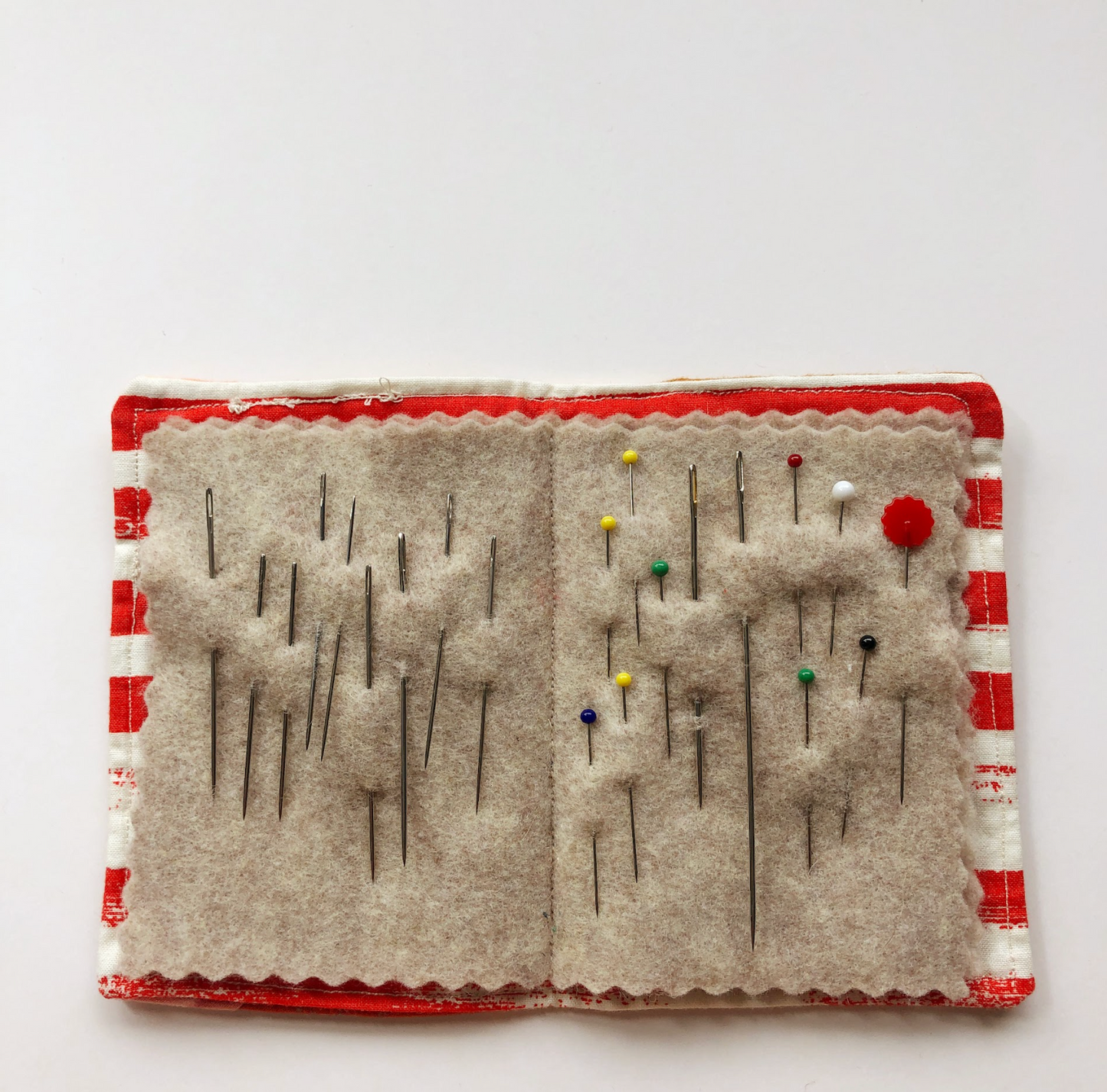 SEWING CLASS: Crazy Quilt a Needle Book