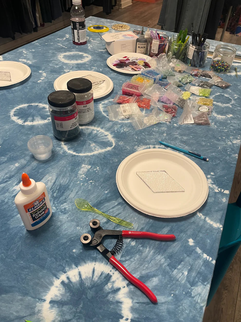 GLASS CLASS: Spicy Charms workshop