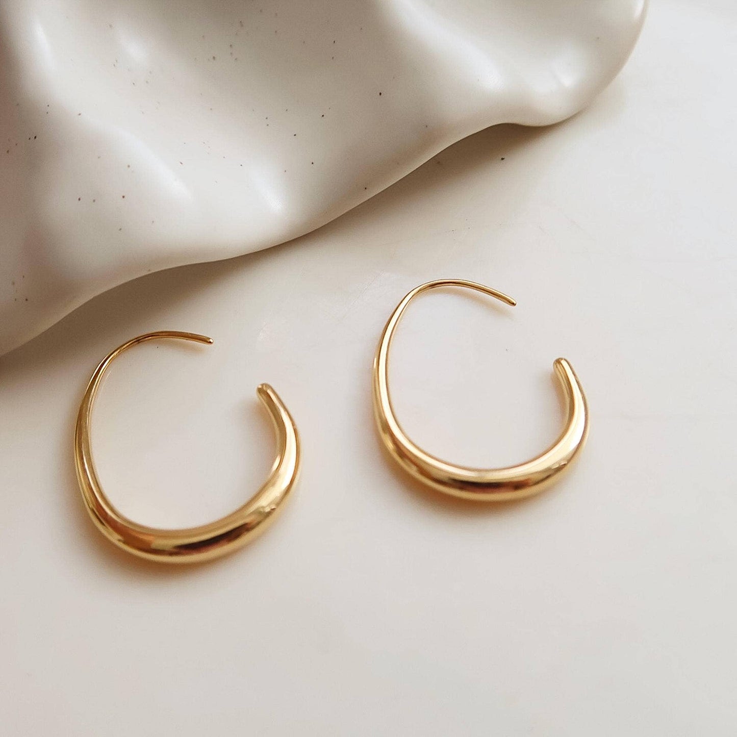 Cyril 18 Gold Plated Non-Tarnish Minimalist Open Hoop Earrings