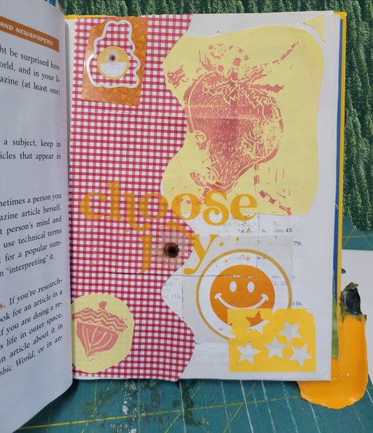 JOURNAL CLASS: Setting Up A Junk Journal